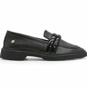 Mocasín en cuero negro