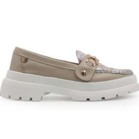 Mocasin en cuero beige