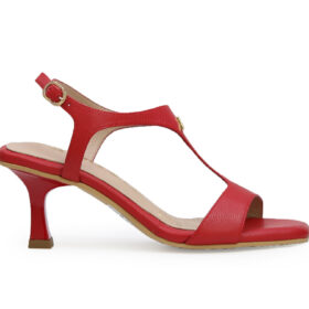 Sandalia en cuero rojo