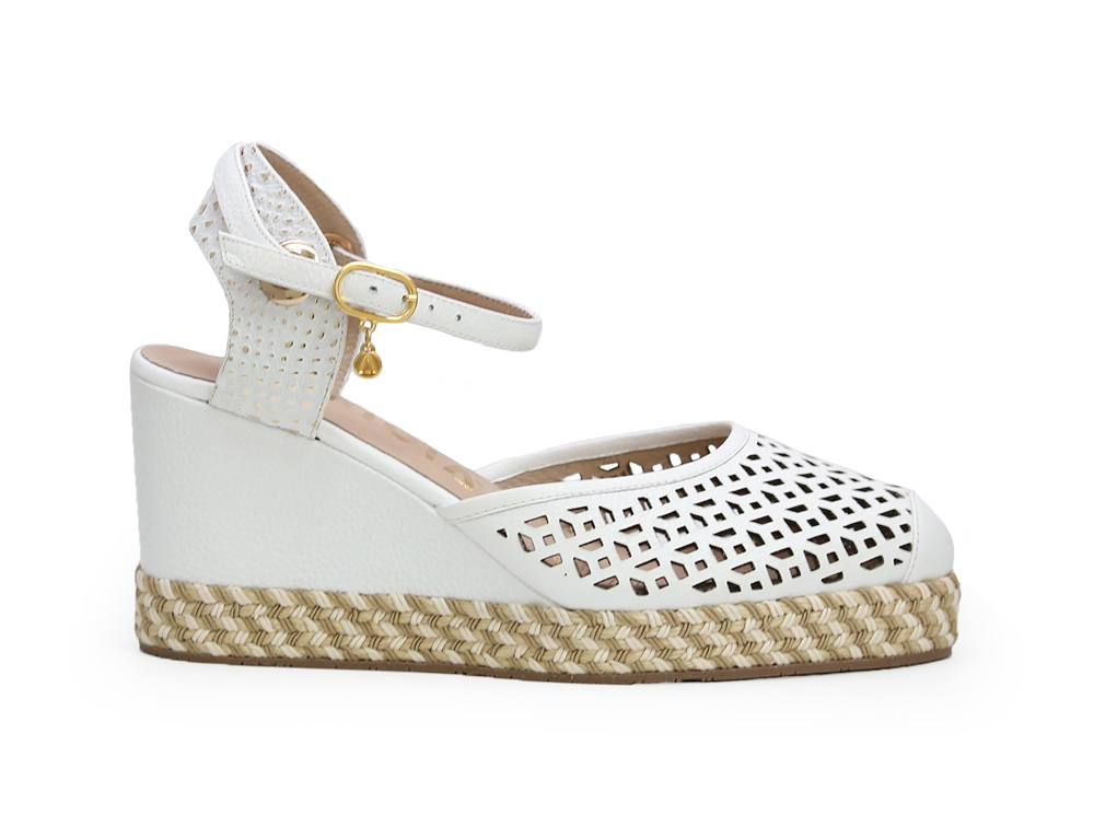 Sandalia en cuero blanco