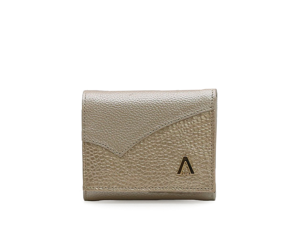 billetera en cuero oro