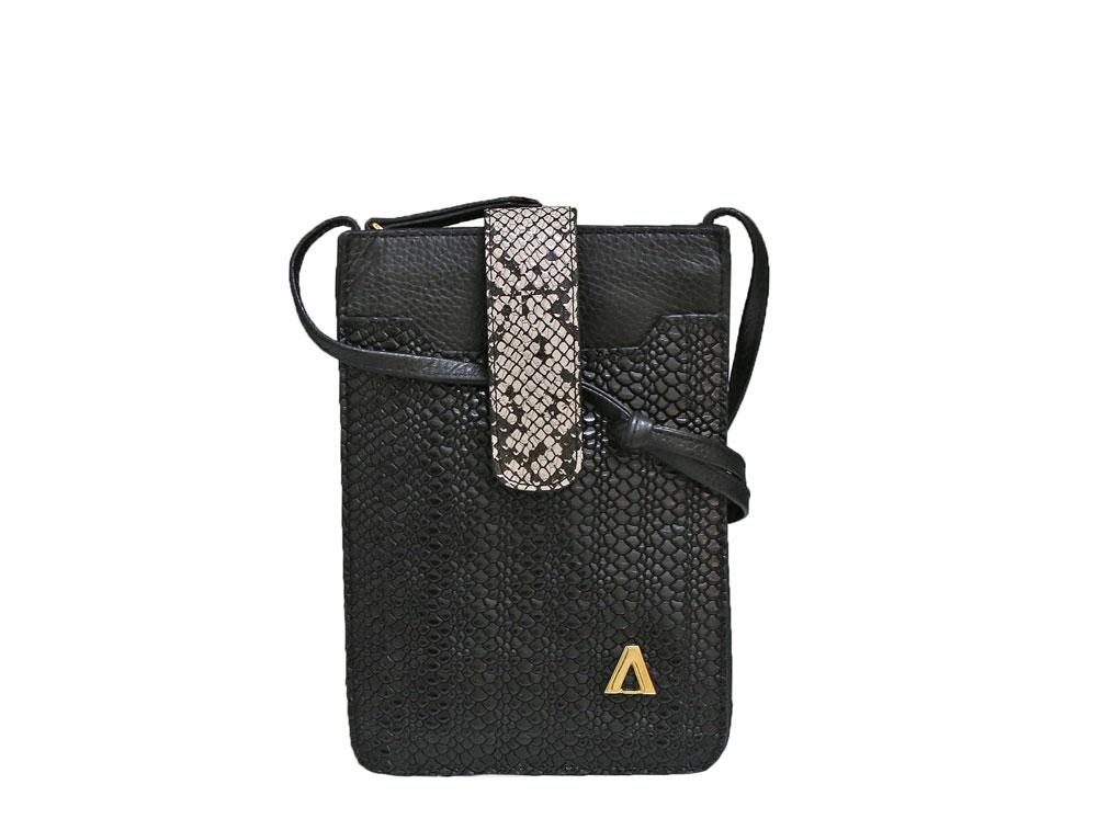 Portadocumento en cuero negro