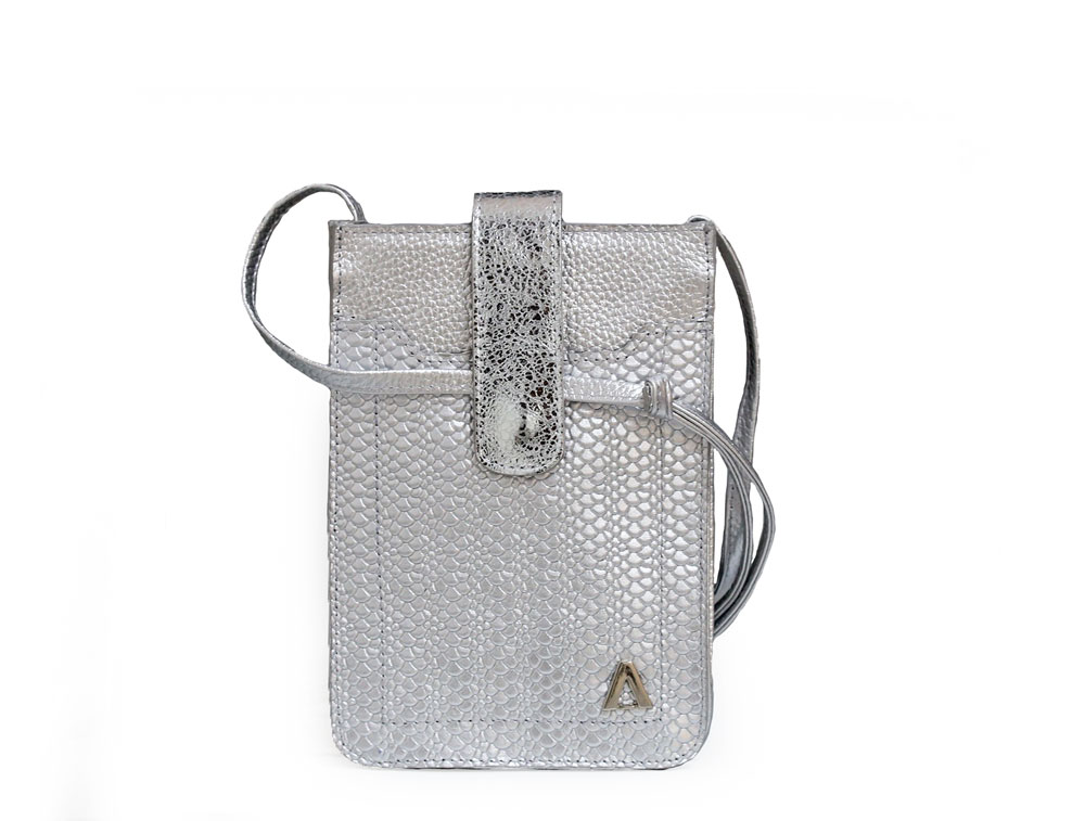 Portadocumento en cuero plata