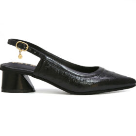 Zapatilla de tacon en cuero negro