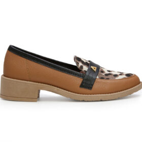 Mocasín en cuero miel