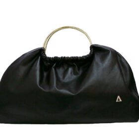 Bolso en cuero negro