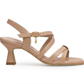 Sandalia en cuero piel