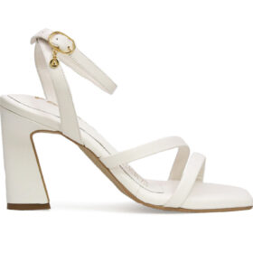 Sandalia en cuero blanco