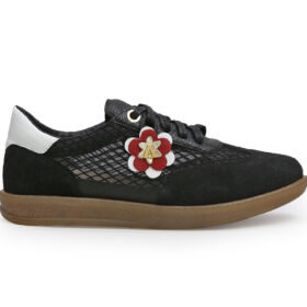 Tenis en cuero negro