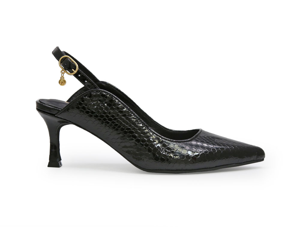 Zapatilla de tacon en cuero negro