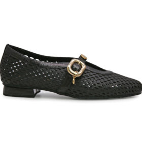 Baleta en cuero negro