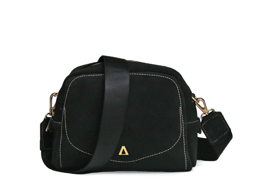 Bolso en cuero negro