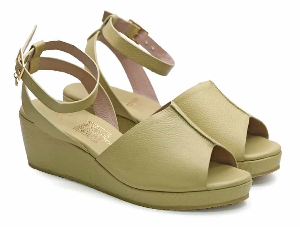 Sandalia en cuero verde - Image 2