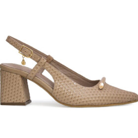 Zapatilla de tacon en cuero capuchino