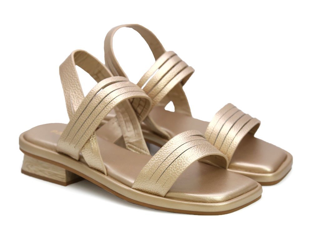 Alternative view of Sandalia en cuero oro