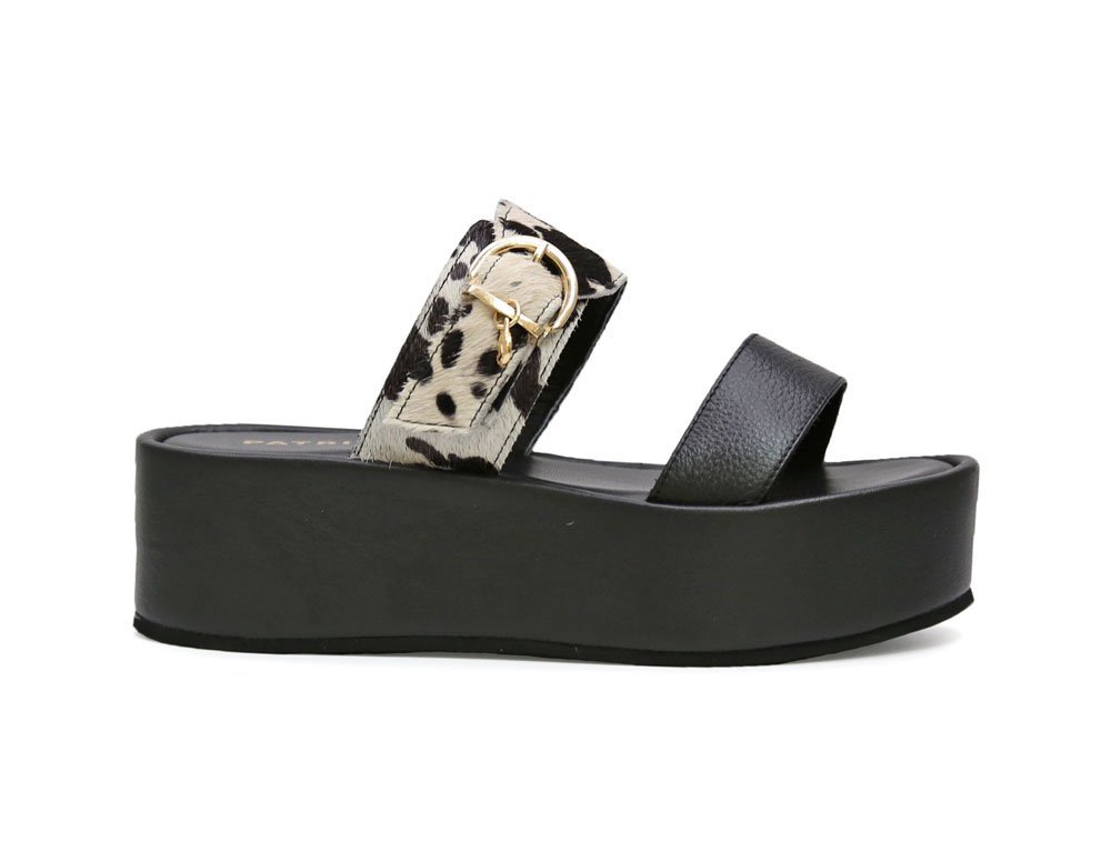 Sandalia en cuero negro