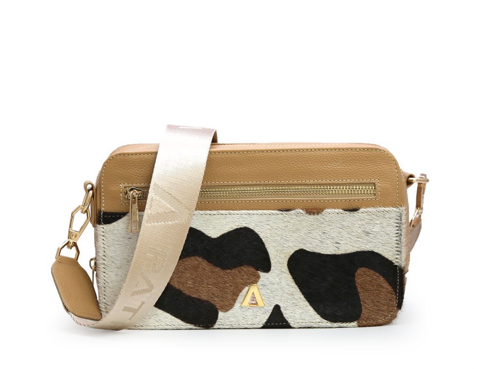 Bolso en cuero frappe