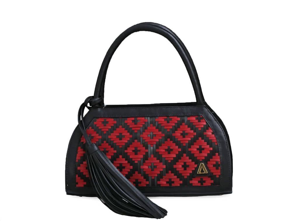 Bolso en cuero negro