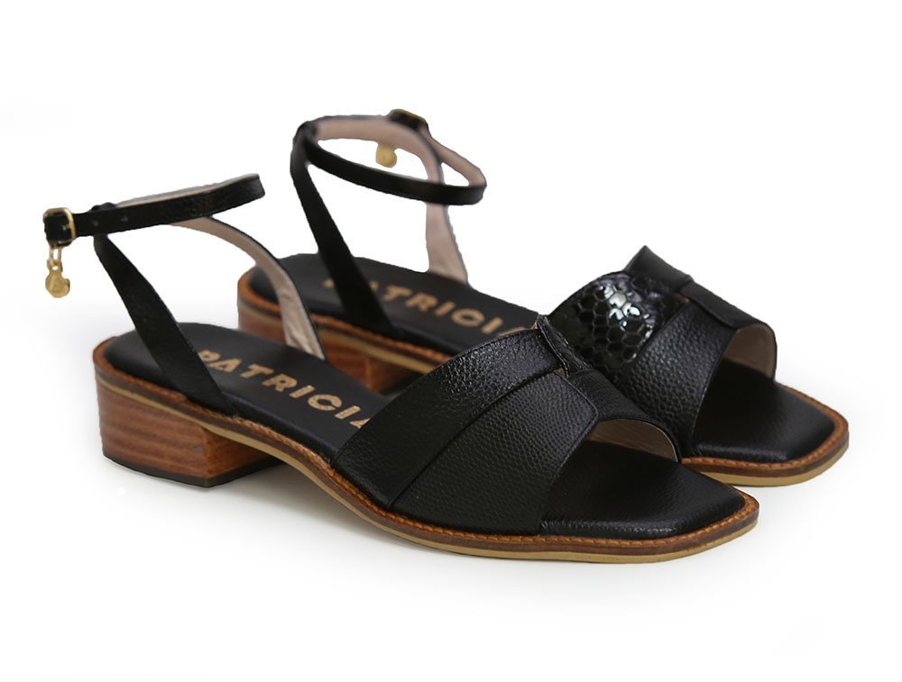 Alternative view of sandalia en cuero negro