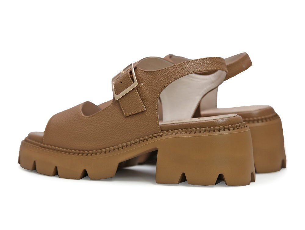 Sandalia en cuero miel - Image 3