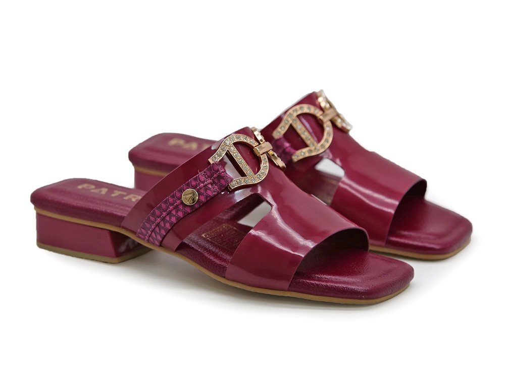 Alternative view of Sandalia en cuero morado