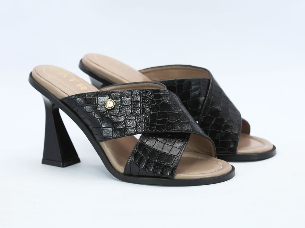 Alternative view of Sandalia en cuero IMJ1745