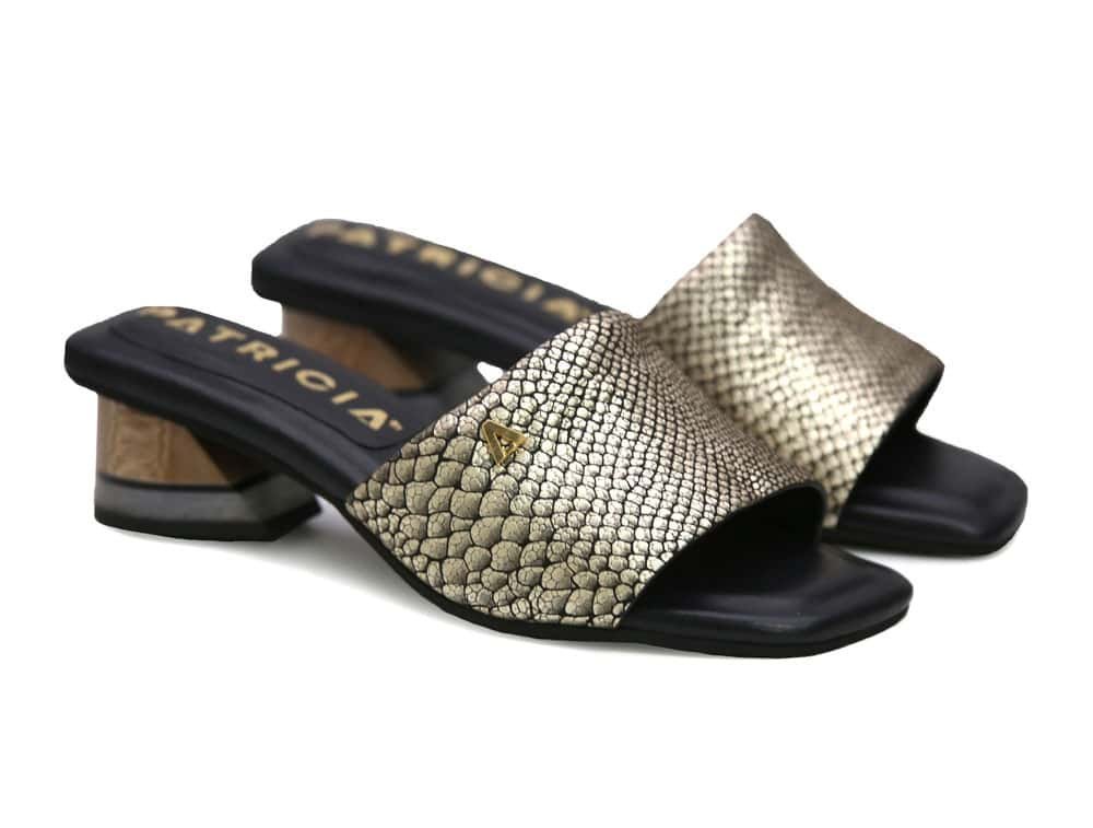 Alternative view of Sandalia en cuero folia