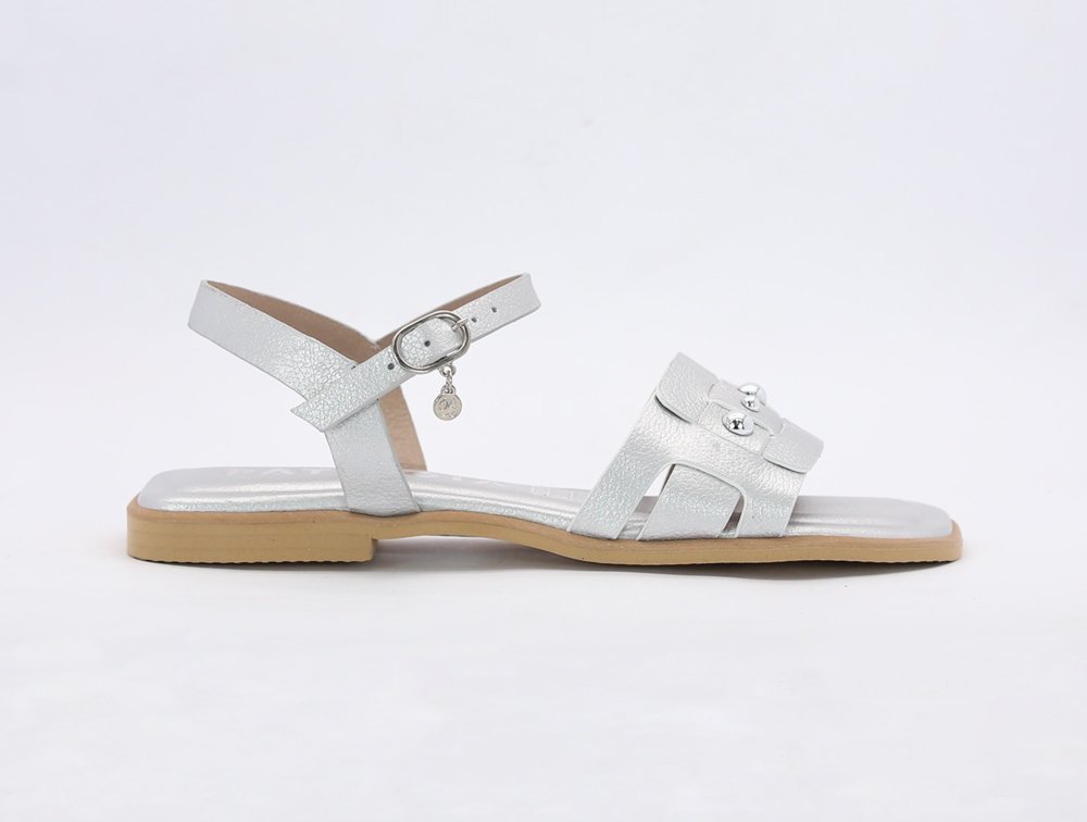 Sandalia en cuero IMJ1777