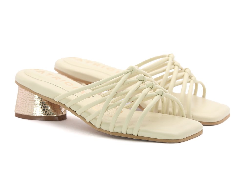 Alternative view of Sandalia en cuero IMJ1800