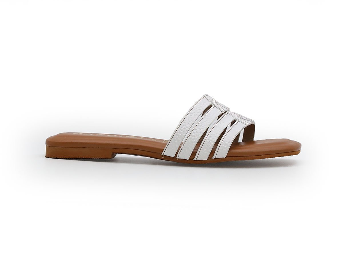 Sandalia en cuero blanco