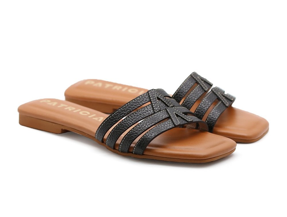 Alternative view of Sndalia en cuero negro