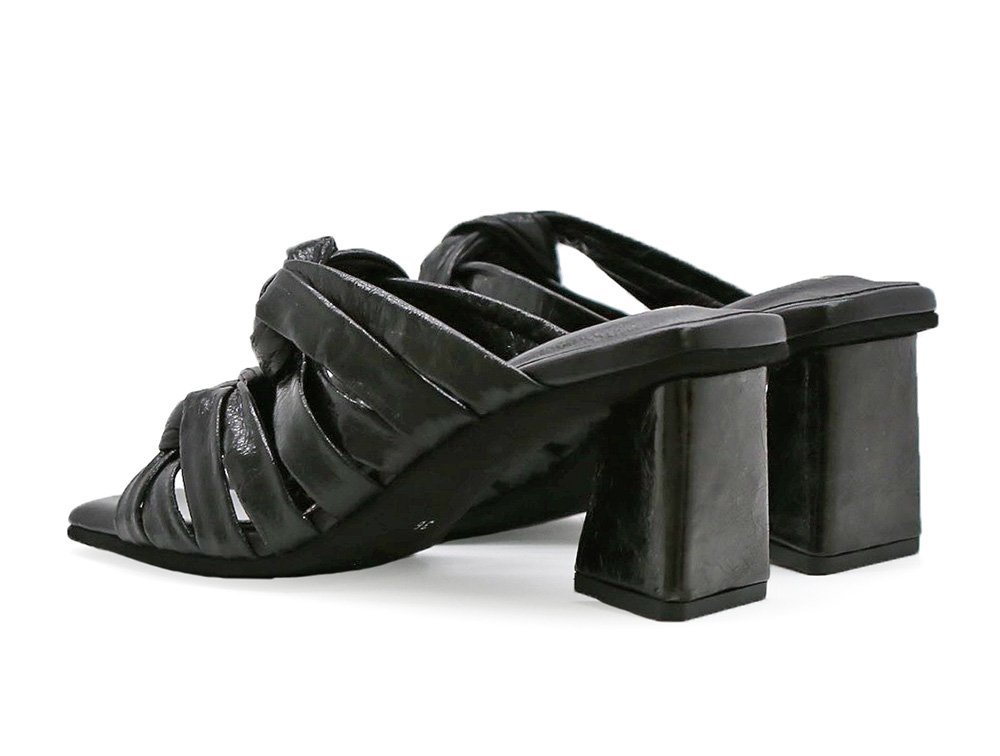 Sandalia en cuero negro - Imagen 3