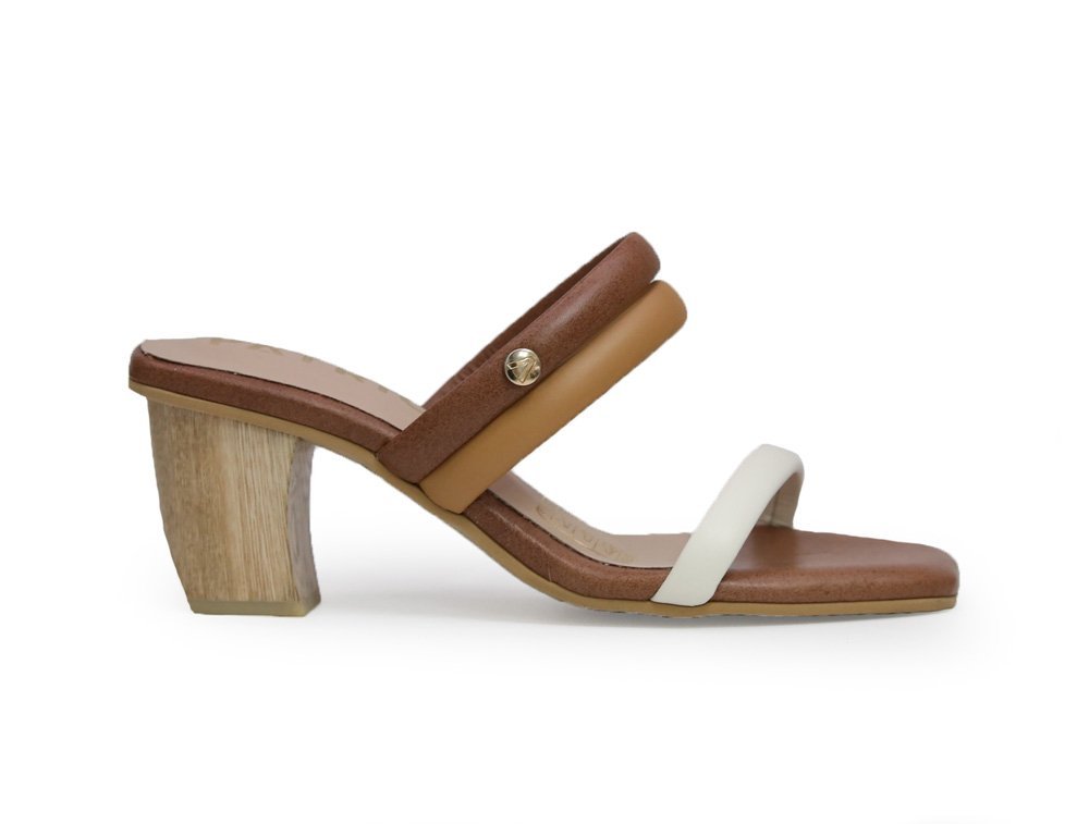 Sandalia en cuero cacao