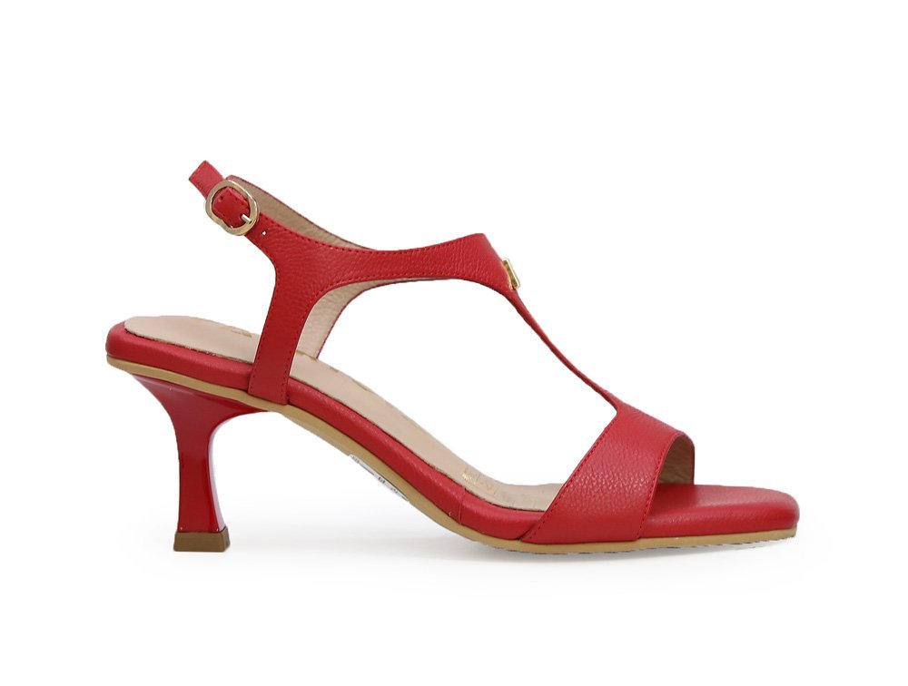 Sandalia en cuero rojo