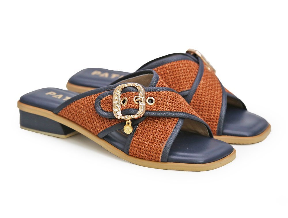 Alternative view of Sandalia en cuero miel