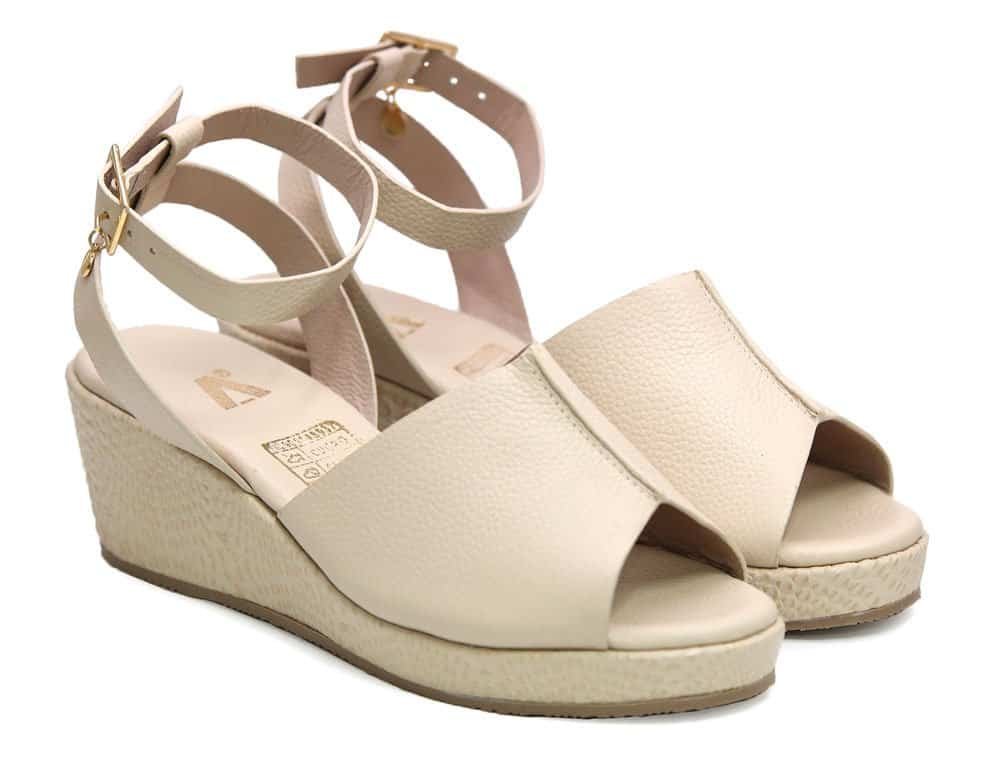 Alternative view of Sandalia en cuero sabia