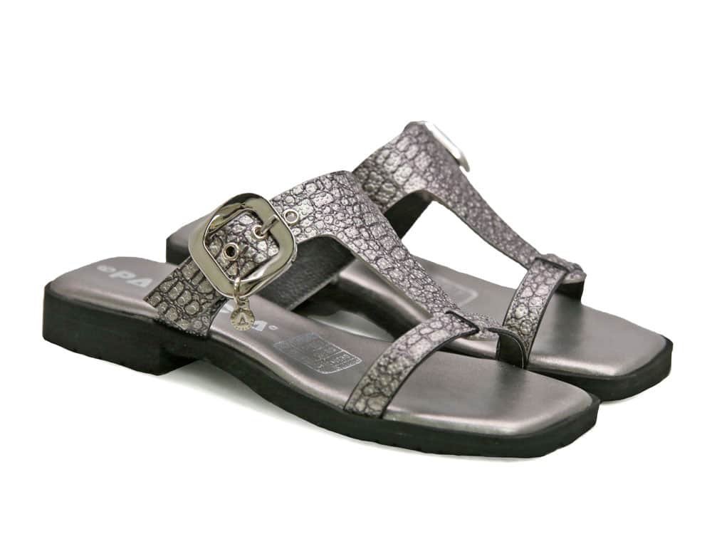 Alternative view of Sandalia en cuero fusil