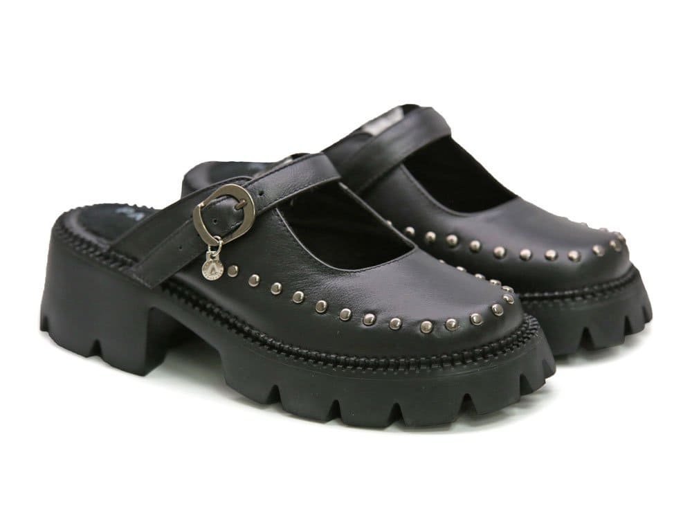 Alternative view of Zueco en cuero negro