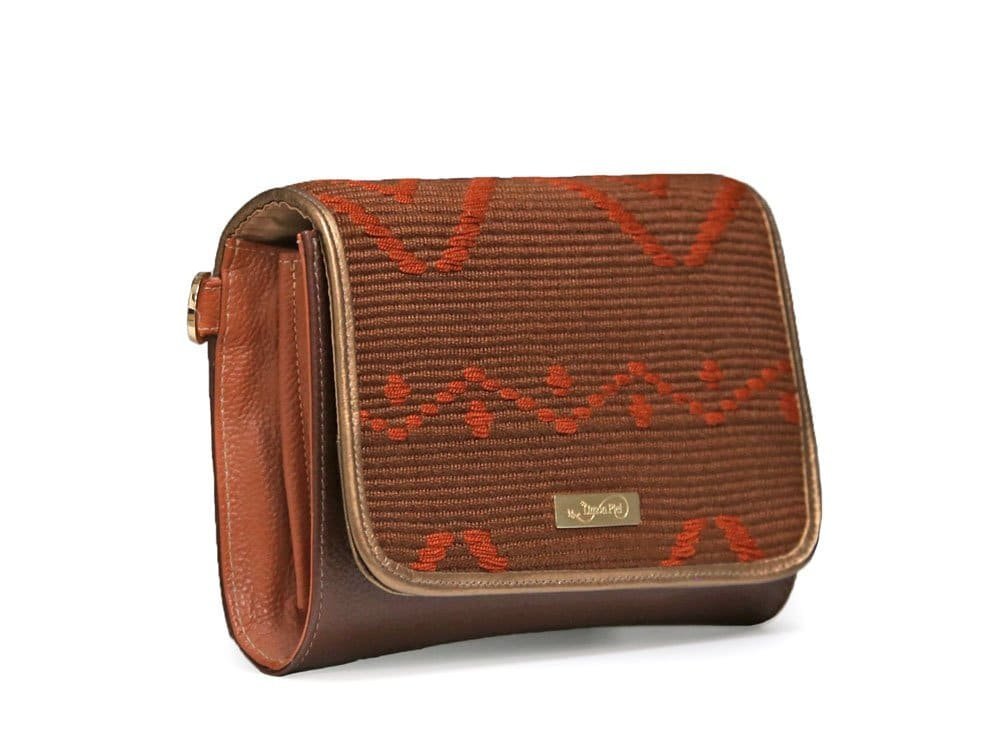 Alternative view of Bolso en cuero cafe