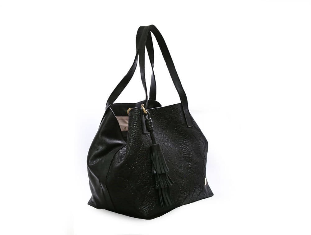 Alternative view of Bolso en cuero negro