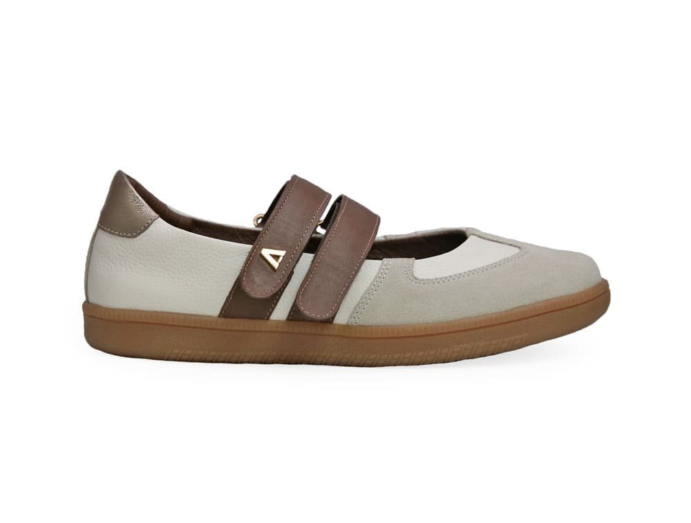 Tenis en cuero castor