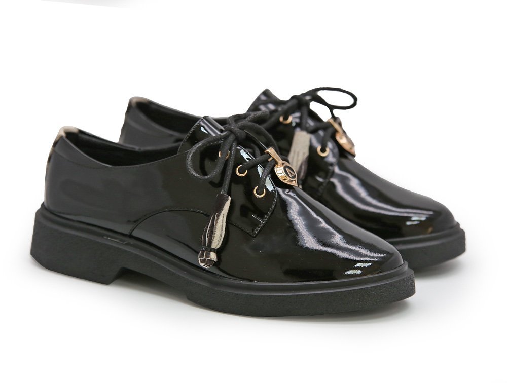 Alternative view of Bolichero en cuero negro