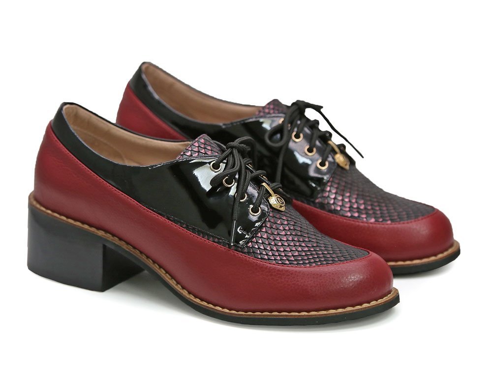 Alternative view of Bolichero en cuero cereza