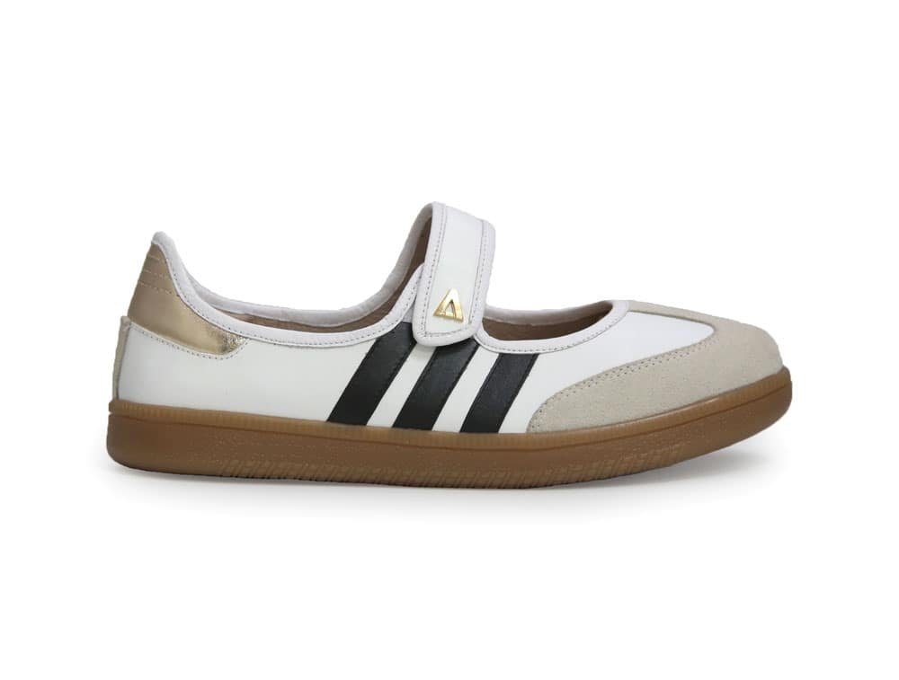 Tenis en cuero blanco