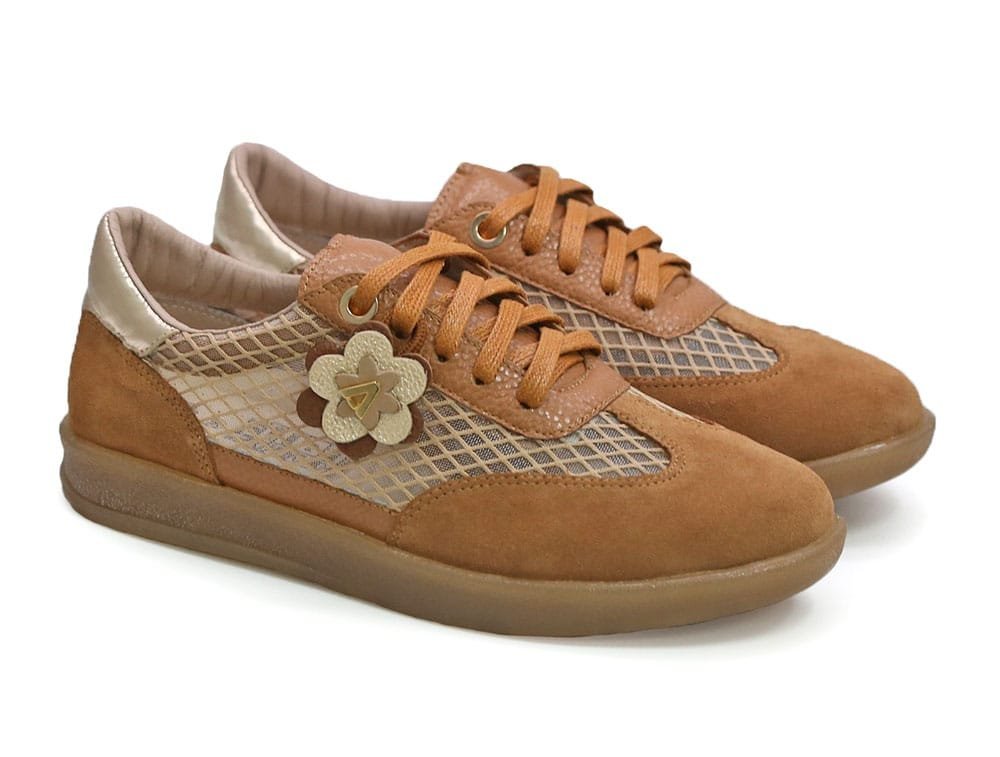 Alternative view of Tenis en cuero miel