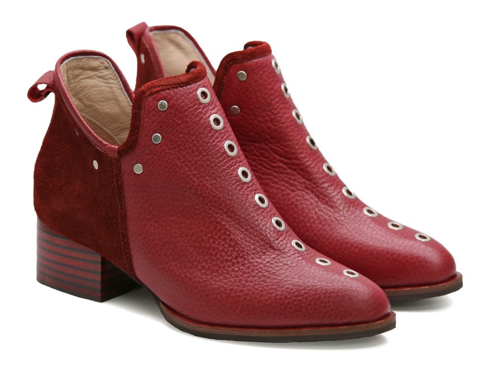 Alternative view of Botin en cuero cereza