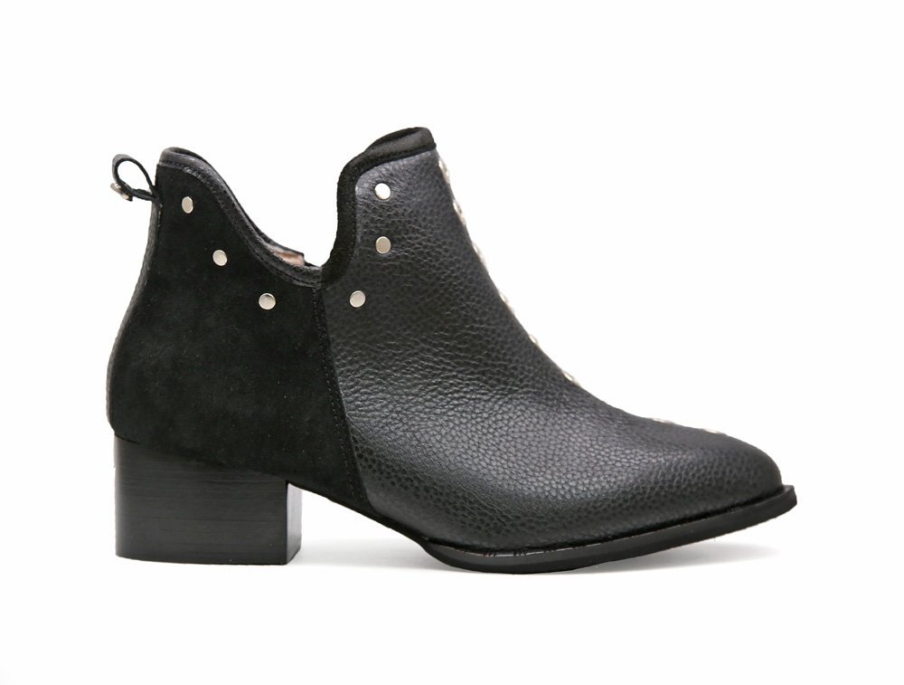 Botin en cuero negro