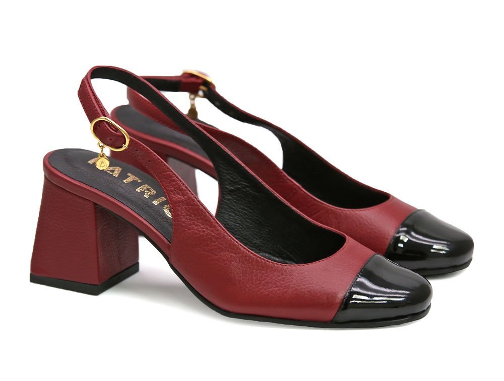 Alternative view of Zapatilla de tacon en cuero cereza