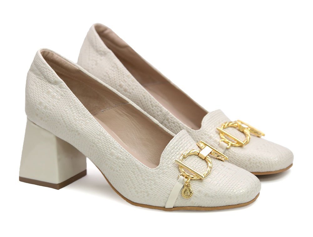 Alternative view of Zapatilla de tacon en cuero talco