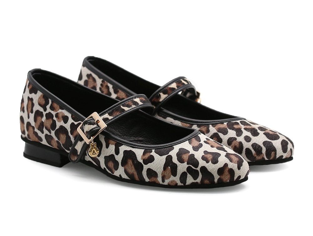 Alternative view of Baleta en cuero negro